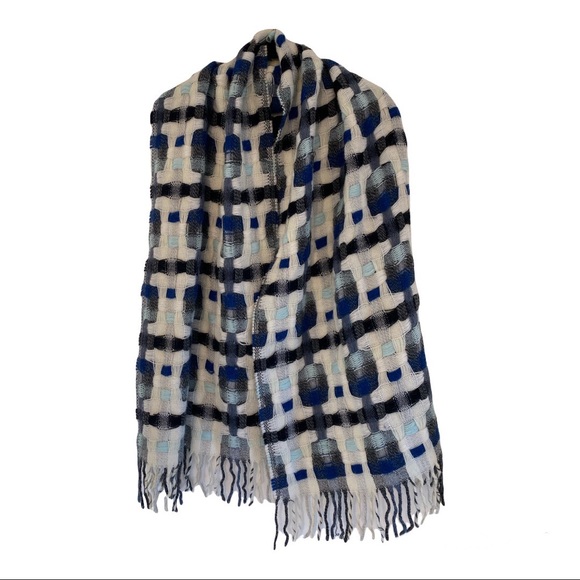 Le Nuage Accessories - Le Nuage | Beautiful Italian Wool Scarf